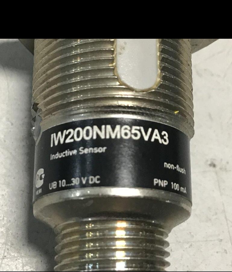 Used WENGLOR Inductive Sensor IW200NM65VA3 USED