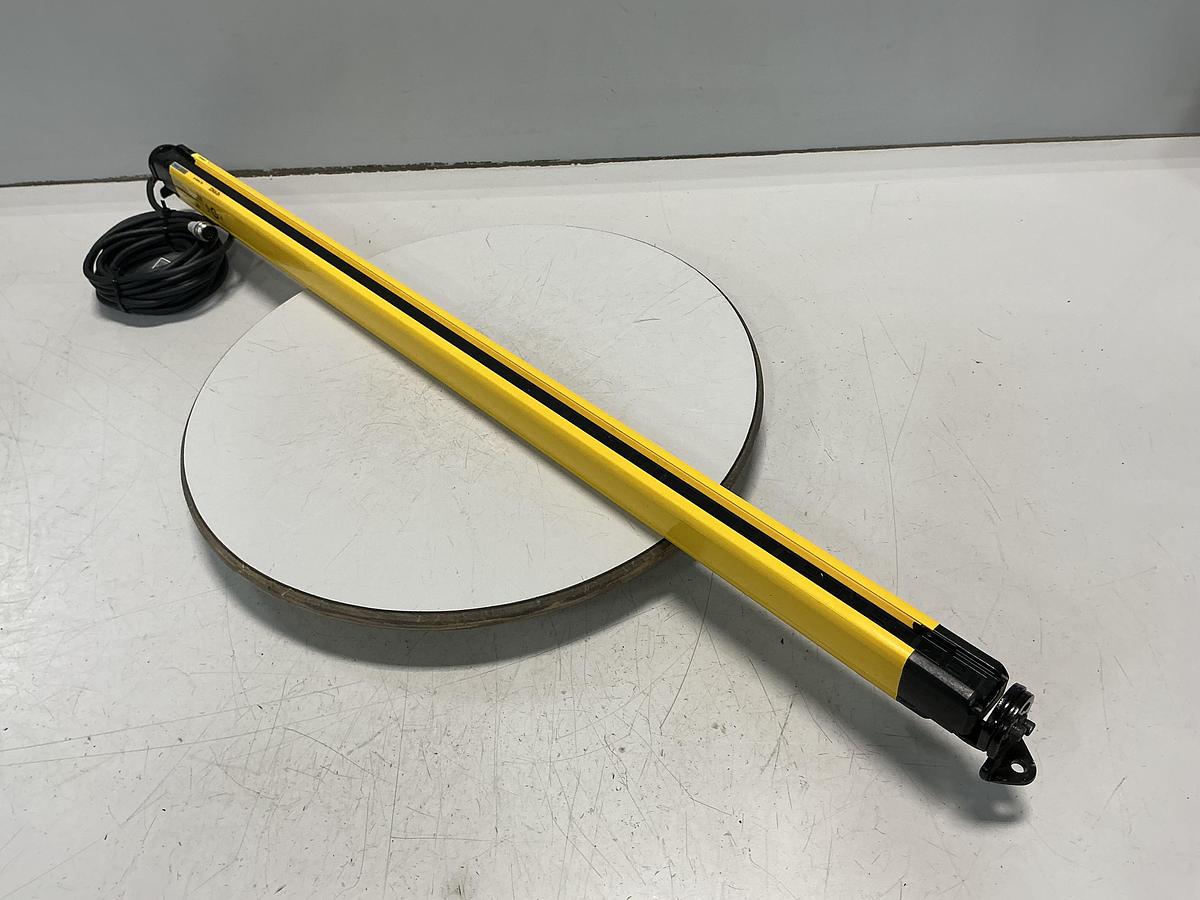 Used KEYENCE GL-R40H-R