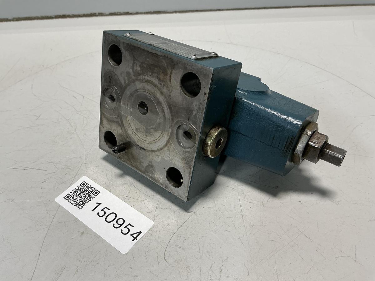 Used BOSCH 0 811 104 101