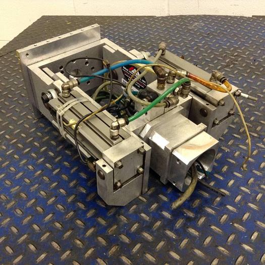 Used SEPRO ROBOTIQUE End Arm Tooling PIP 3061 BZ Used