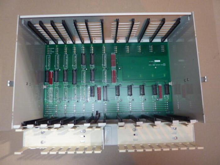 Used BARBER COLMAN Control Card Rack 40BB-2G1AC-C00-A-00 #36391