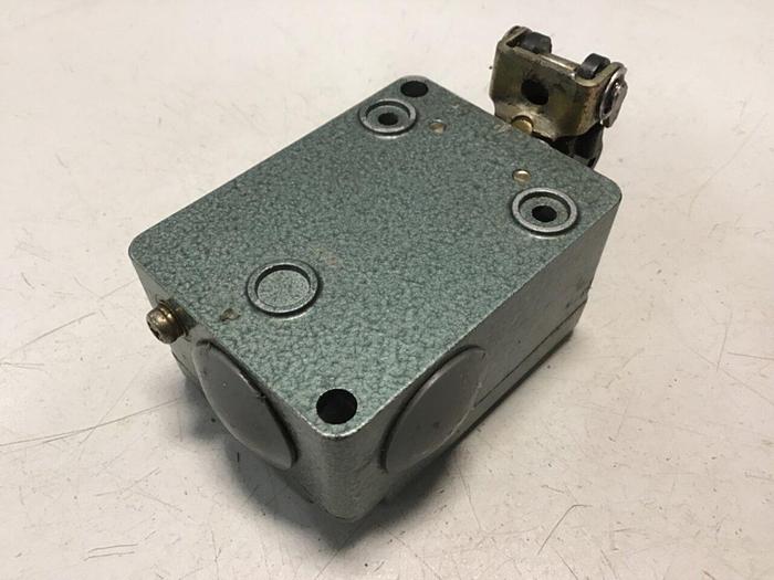 Used FUJI ELECTRIC Limit Switch K244G-2 #121547