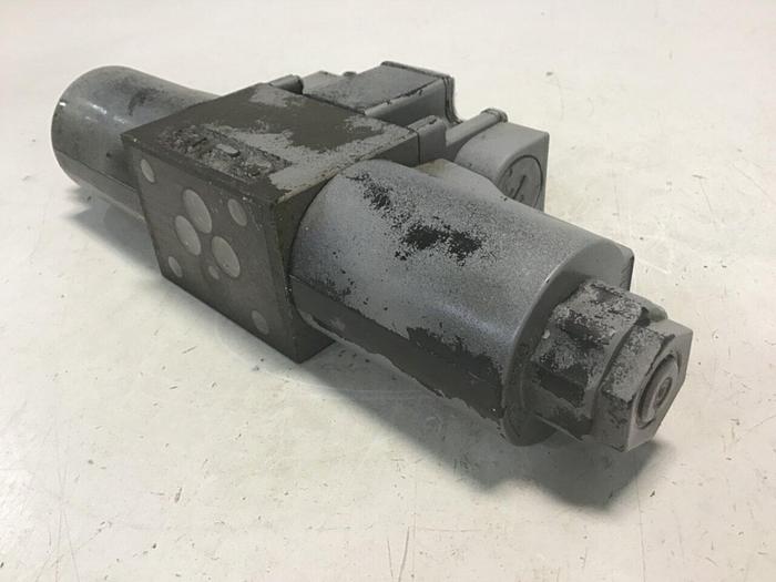 Used SUMITOMO Valve DSV-G02-2C-D2-10 #137725