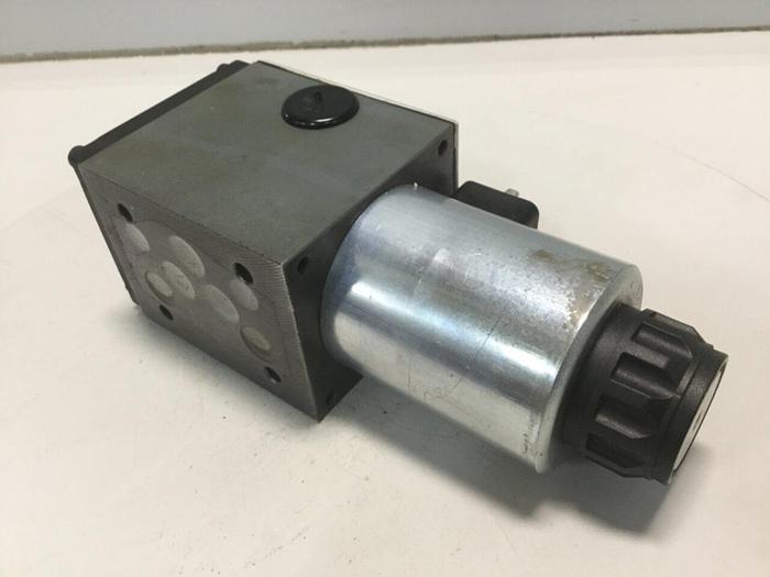 Used REXROTH Valve 4WE10EA31CG24N9Z4 #105723
