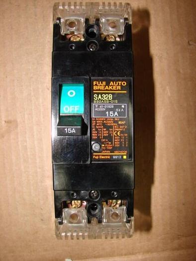 Used FUJI ELECTRIC 15 Amp Circuit Breaker SA32B-15 #21302