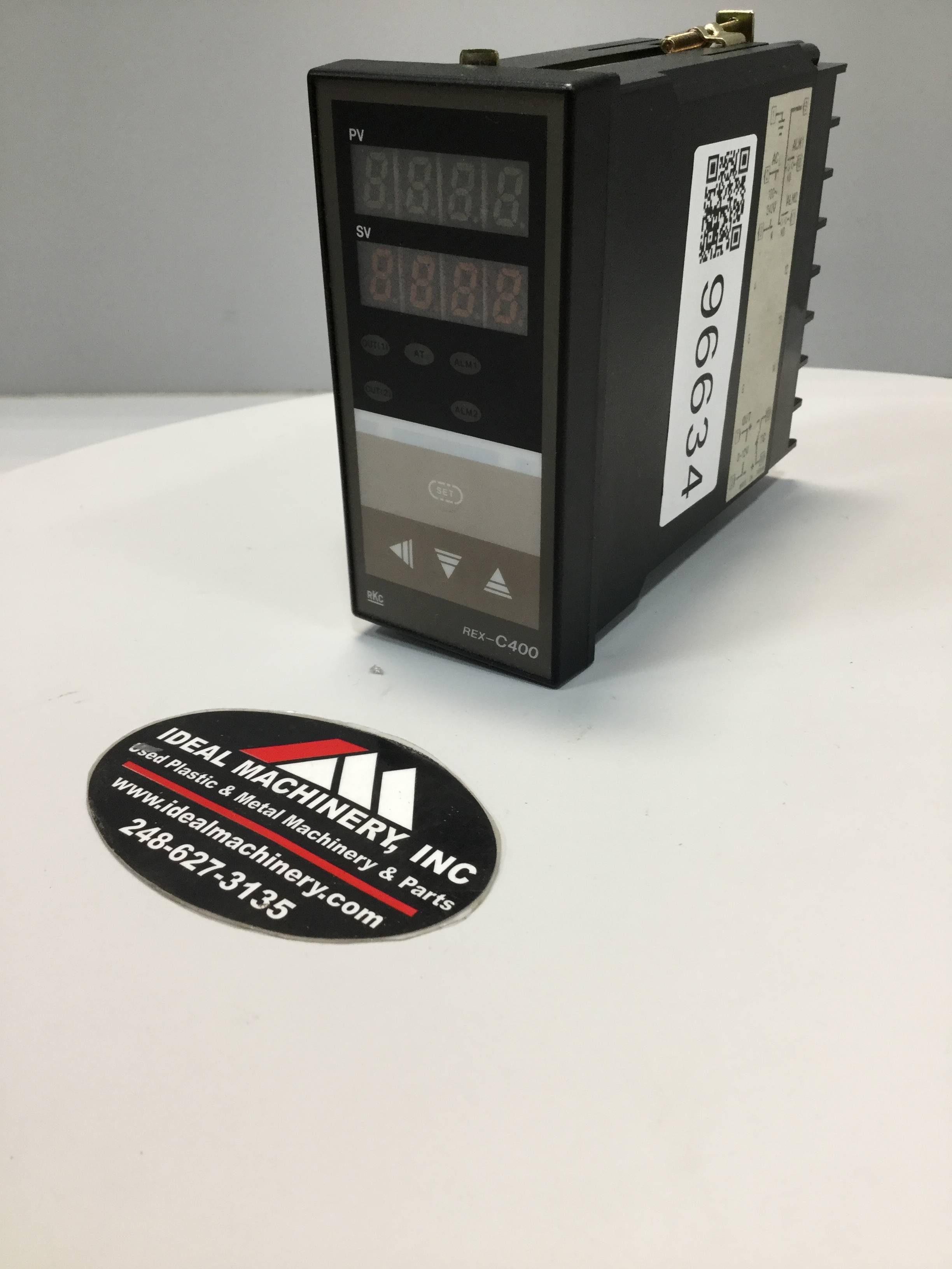 Used RKC Temperature Control REX-C400FK03VAB USED