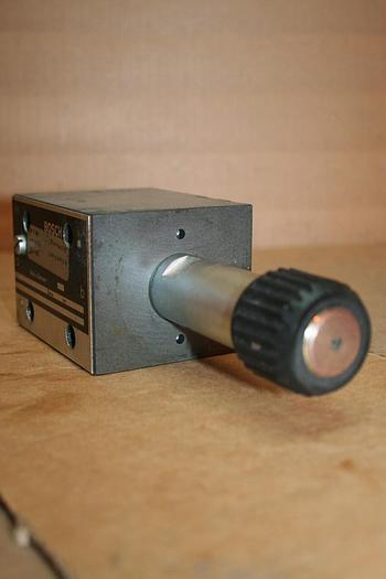 Used BOSCH Valve 0 810 001 034 #19117