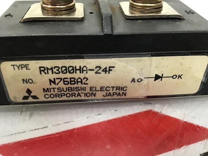 Used MITSUBISHI Power Module Supply RM300HA-24F #118650
