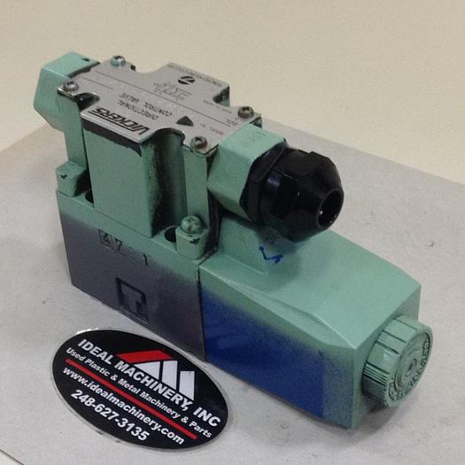 Used VICKERS Directional Control Valve DG4V32AMP7H750JA100 #74162