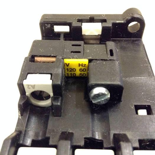 Used SIEMENS Contactor 3TF4222-7E #78329