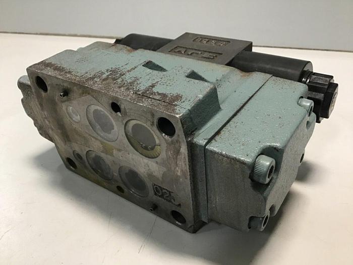 Used YUKEN Valve DSHG-04-3C10-D24-5170 #111874