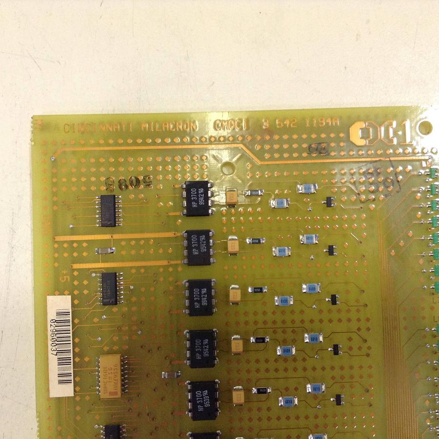 Used CINCINNATI MILACRON Circuit Board 3-542-1194A Used