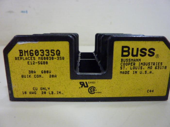 Used BUSSMANN 30 Amp Fuse Holder BM6033SQ #54366