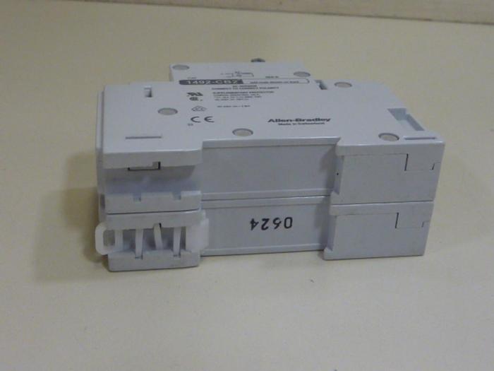 Used ALLEN BRADLEY 10 Amp Circuit Breaker 1492-CB2/DG100 SER B #63775