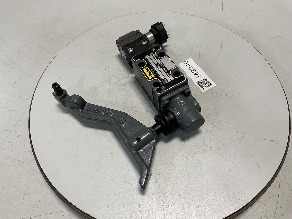 Used PARKER D1VMR4HN1075XB038