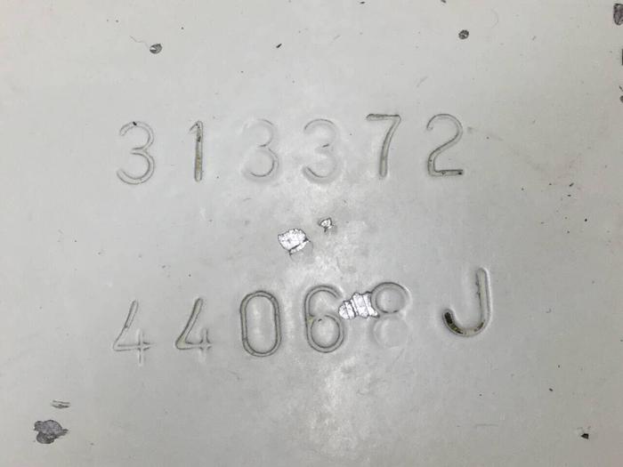 Used VAN DORN Front Stationary Platen 313372 Used