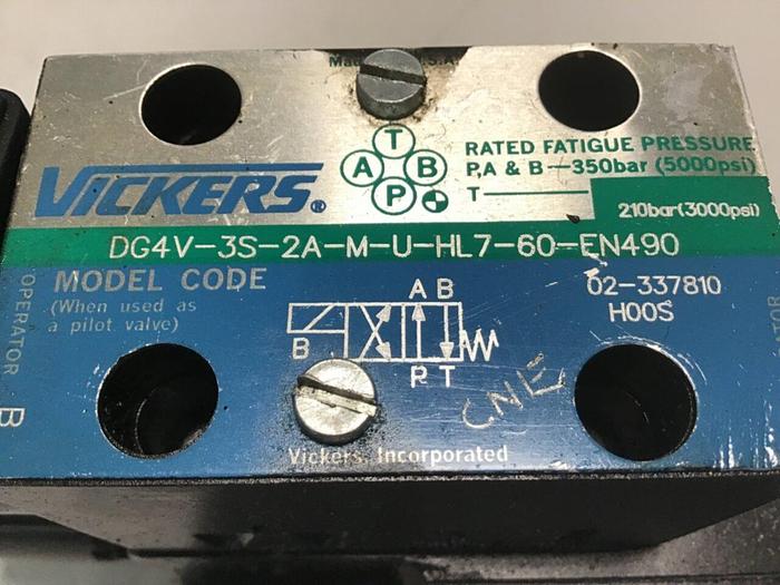Used VICKERS Valve DG4V3S2AMUHL760EN490 Used