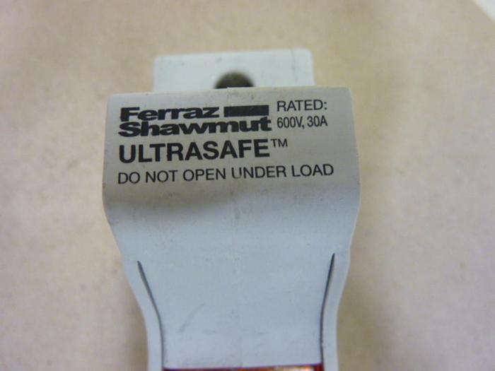 Used FERRAZ SHAWMUT Fuse Holder FUSEHOLDER153 #47153
