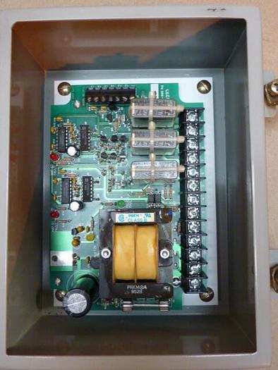 Used TRIAD CONTROLS INC Controller TT-01NL #28800