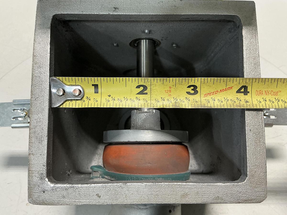 Used METAL FABRICATING NO MODEL NUMBER