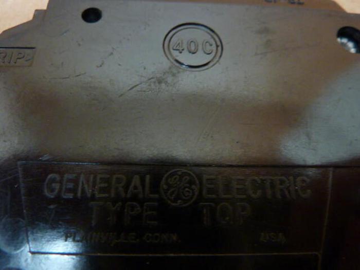 Used GENERAL ELECTRIC / GE 15 Amp Circuit Breaker TQP115 #27755