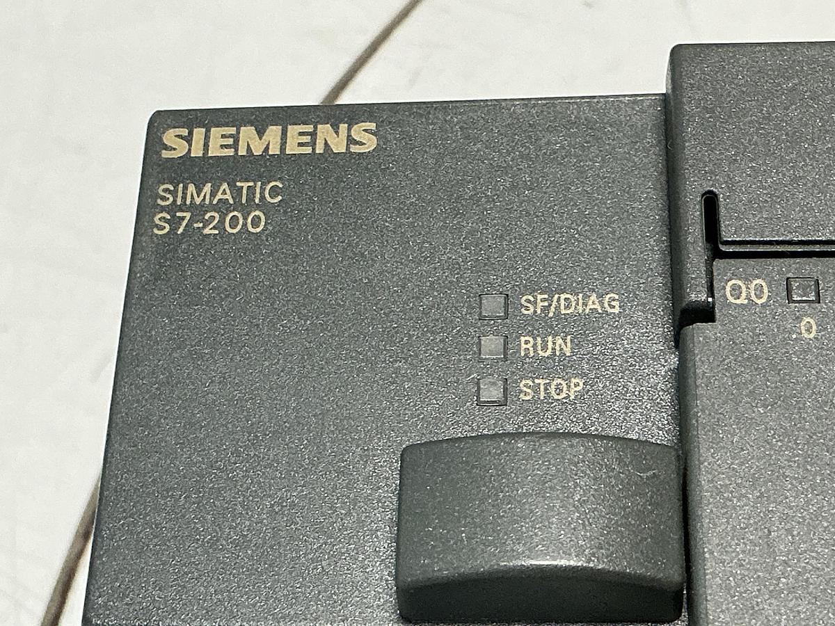 Used SIEMENS CPU 226