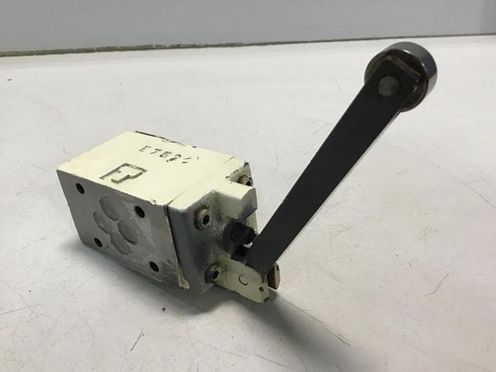 Used TOKIMEC Valve DG20S-3-0A-T-20-S4 #132982