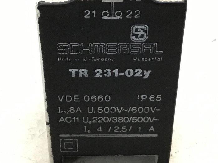 Used SCHMERSAL Limit Switch TR231-20Y #121907