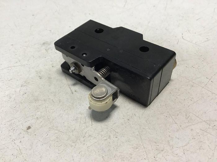 Used OMRON Limit Switch Z-15GM22-B USED