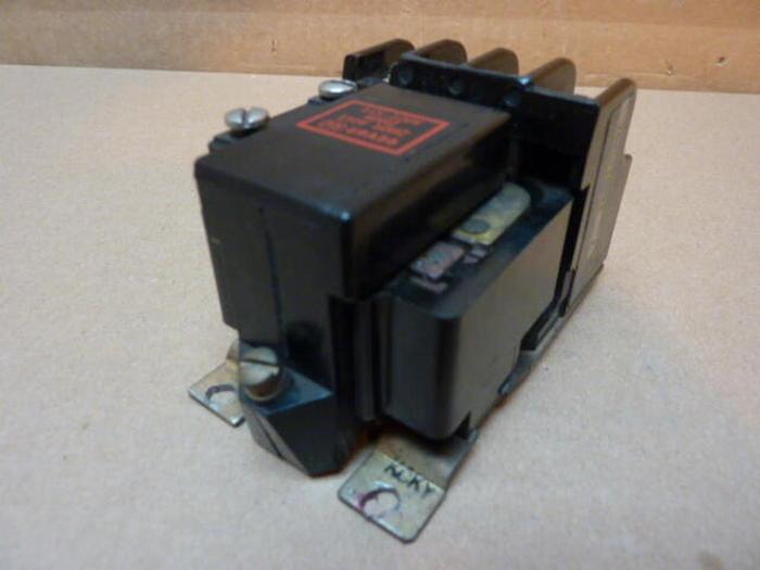 Used ALLEN BRADLEY Contact Kit 702L-TOD93 SER K #33525