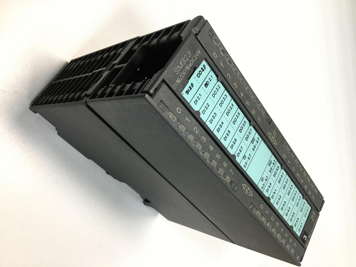 Used SIEMENS I/O Module 6ES7 323-1BL00-0AA0 Used