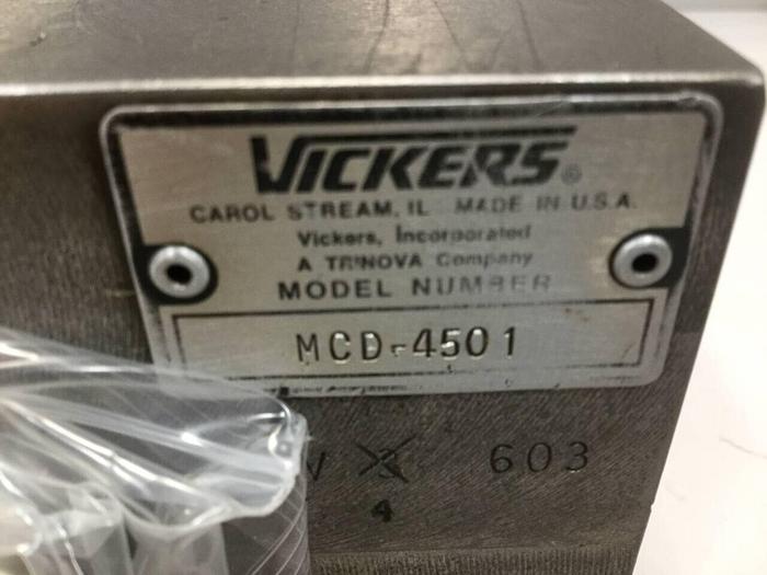 Used VICKERS Manifold Block Valve MCD-4501 #131709