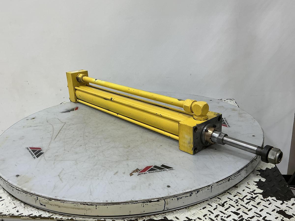 Used PARKER 03.25 CJJ2HTS33M 34.125