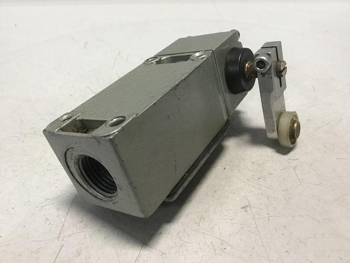 Used TELEMECANIQUE Limit Switch C3JK06 #121454