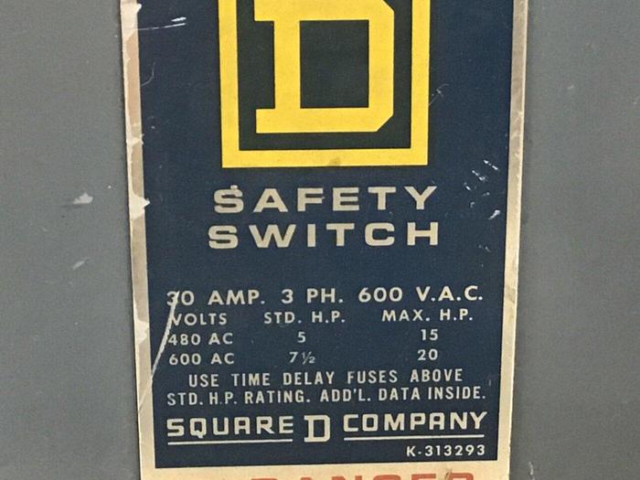 Used SQUARE D 30 Amp Safety Disconnect Switch H361 D1 Used