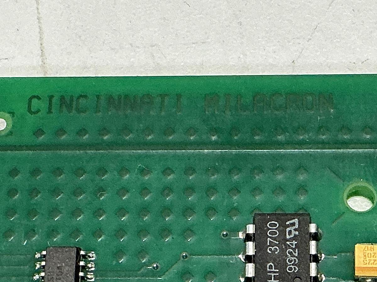 Used CINCINNATI MILACRON 3 542 1194A