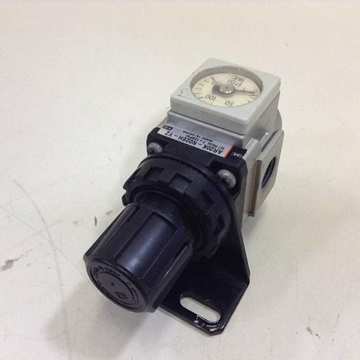 Used SMC Air Pressure Regulator AR20K-N02EH-YZ #79988