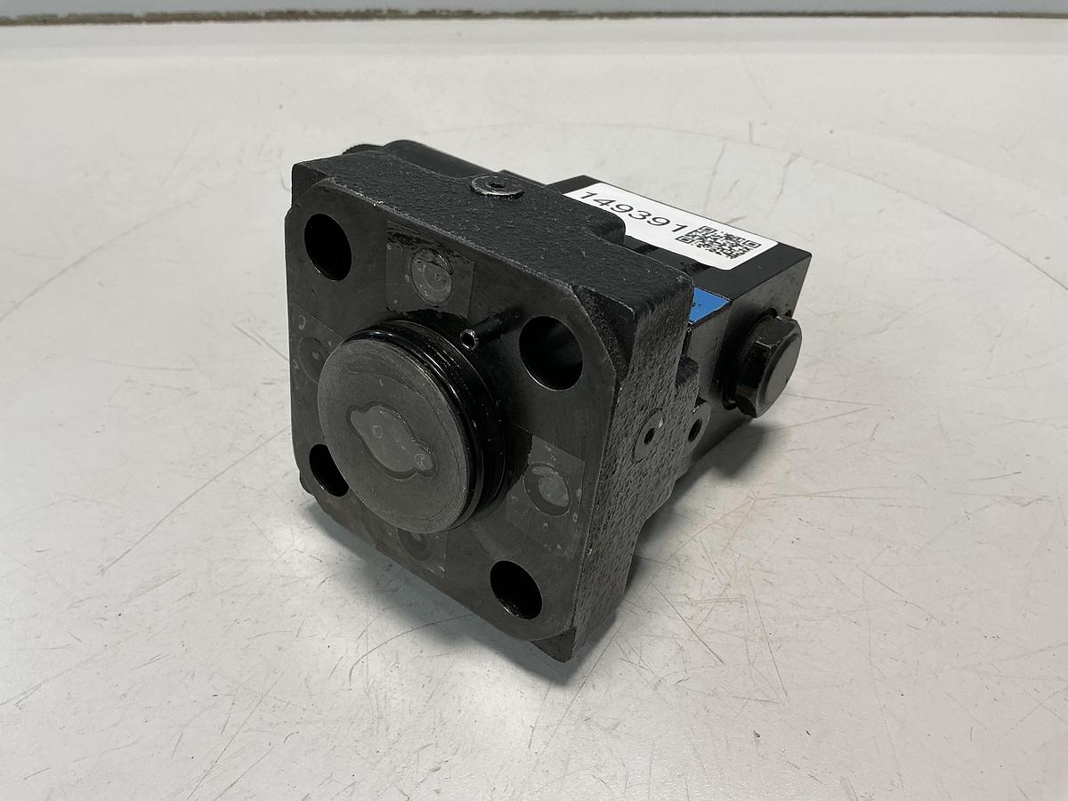 Used VICKERS DG4V-3S-22A-M-U-HL7-60-EN490