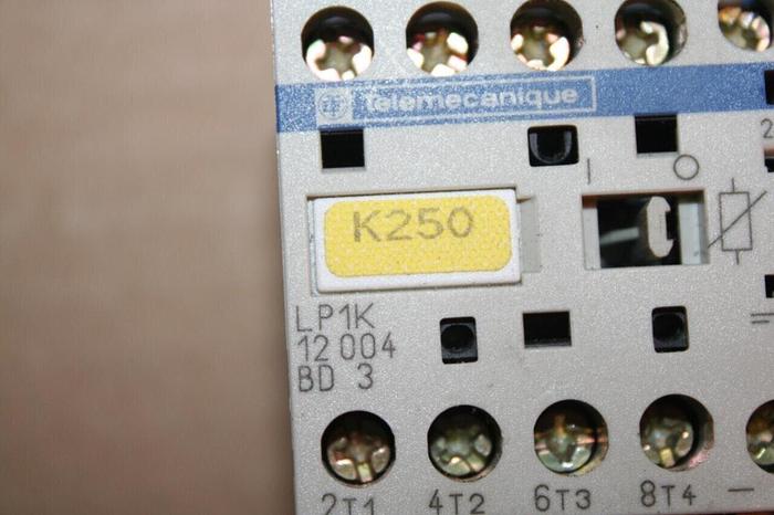 Used TELEMECANIQUE Contactor LP1K12004BD3 USED