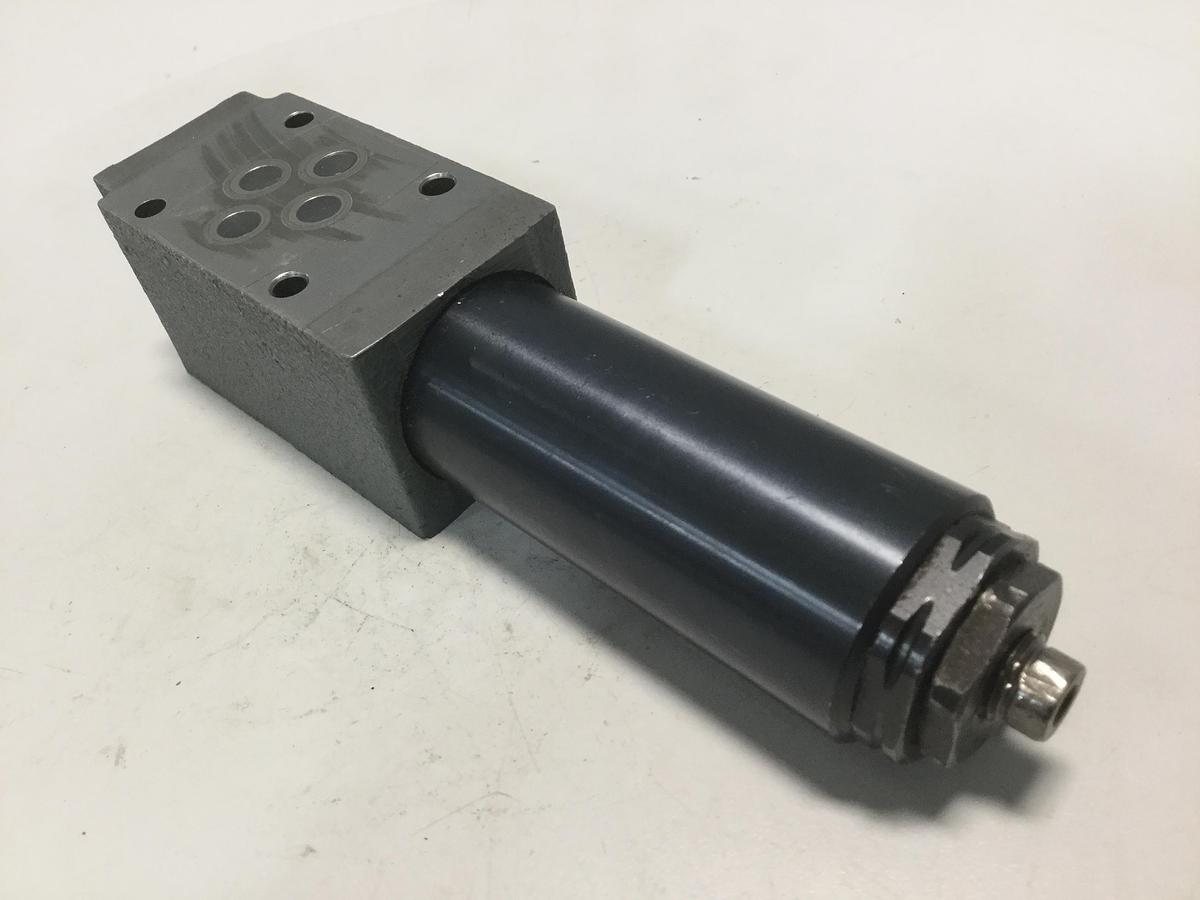 Used REXROTH Valve ZDR6DP240150YM USED