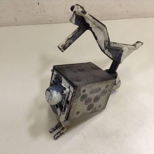 Used PARKER Directional Control Valve D3ML4B10X4384 #72604