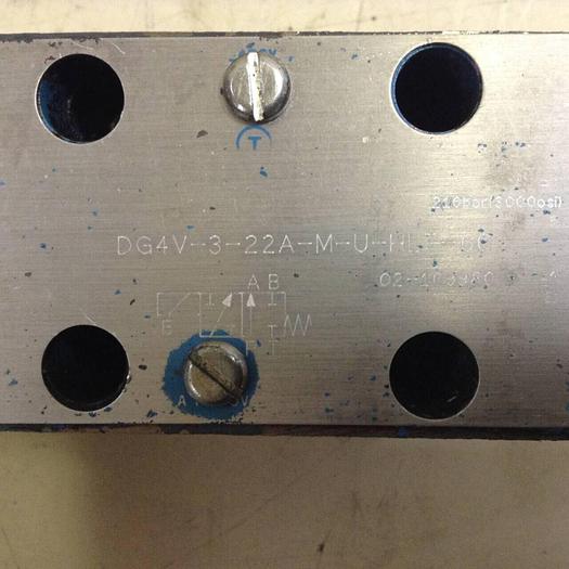 Used VICKERS Directional Hydraulic Valve DG4V322AMUHL760 Used