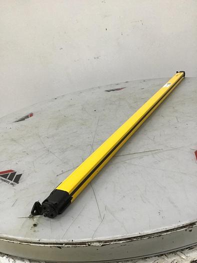 Used KEYENCE CORP Light Curtain GL-R56H-R Used