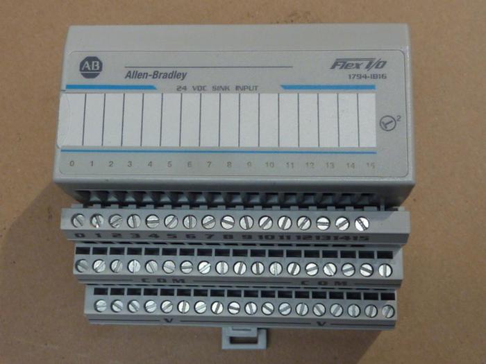 Used ALLEN BRADLEY Input Module 1794-IB16 SER A #33243