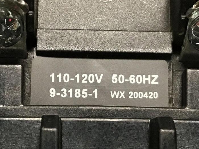 Used CUTLER-HAMMER Contactor C25DNF340 #126672