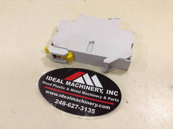 Used LEGRAND Fuse Holder 01260 #75810