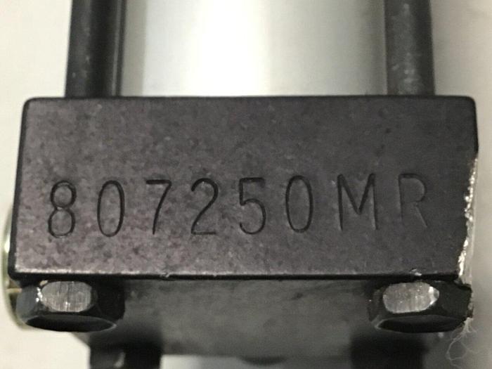 Used DESTACO Pneumatic Clamp Cylinder 807250MR #115245