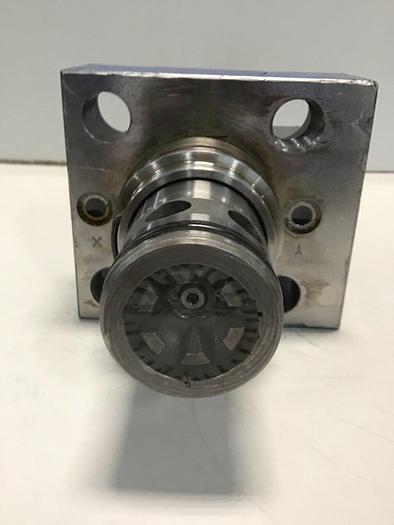 Used BOSCH Hydraulic Valve 0 811 402 614 #144763