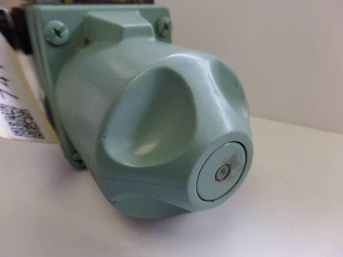 Used TOKYO KEIKI Hydraulic Solenoid Valve DG4S-5-6C-MW2-H-10 #74176