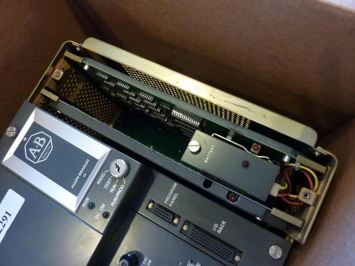 Used ALLEN BRADLEY Programmable Controller 1772-LP3 SER A #69265